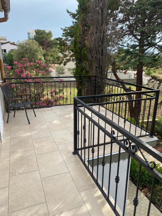 Holiday Home Nova Novalja Luaran gambar