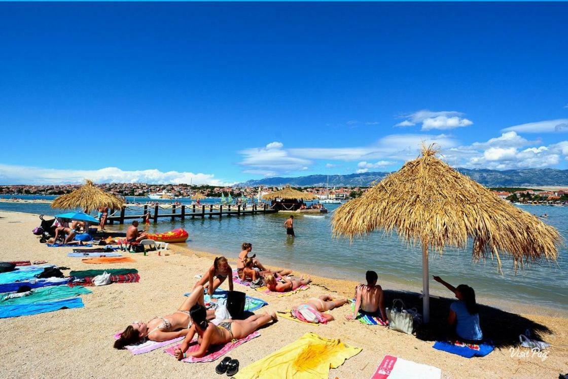 Holiday Home Nova Novalja Luaran gambar