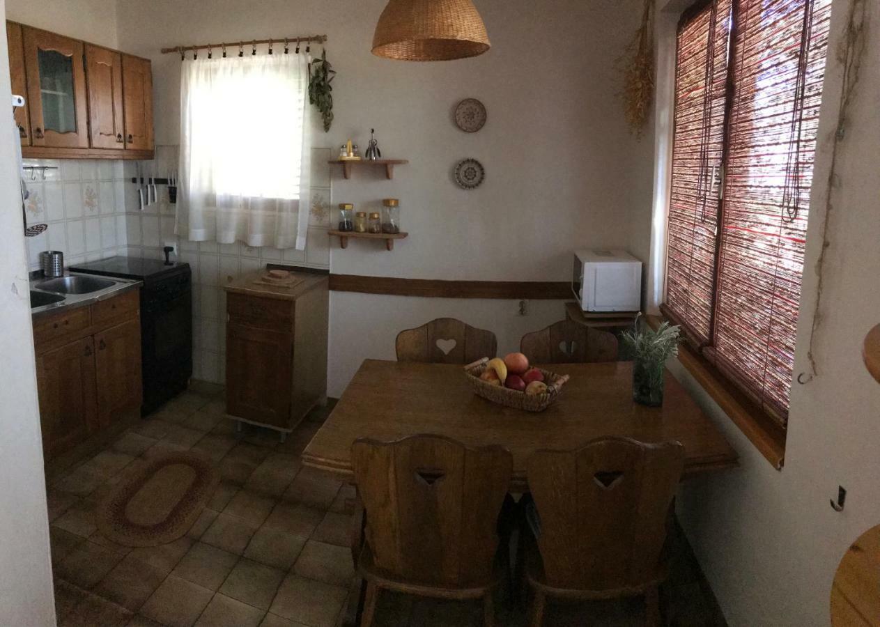 Holiday Home Nova Novalja Luaran gambar